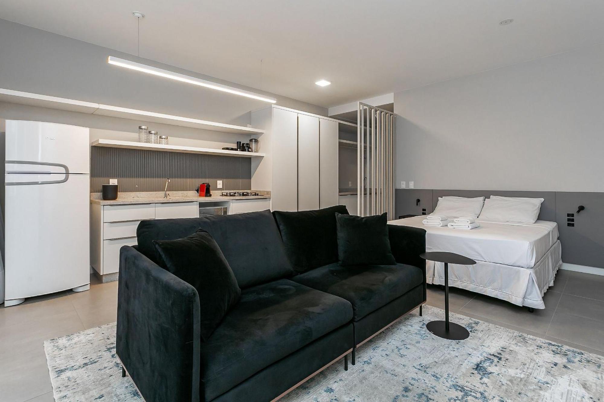 Apartamento Piscina No Rooftop Com Vista Mar | Foodhall | Wi-fi 200mb #toptower Florianópolis