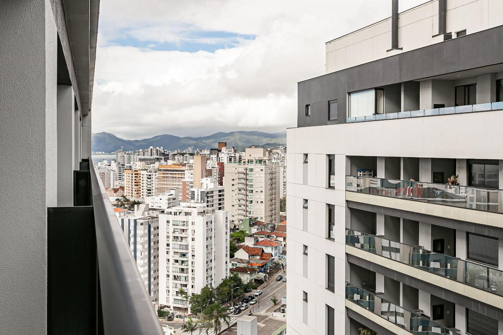 Apartment Piscina No Rooftop Com Vista Mar | Foodhall | Wi-Fi 200Mb #Toptower Florianopolis