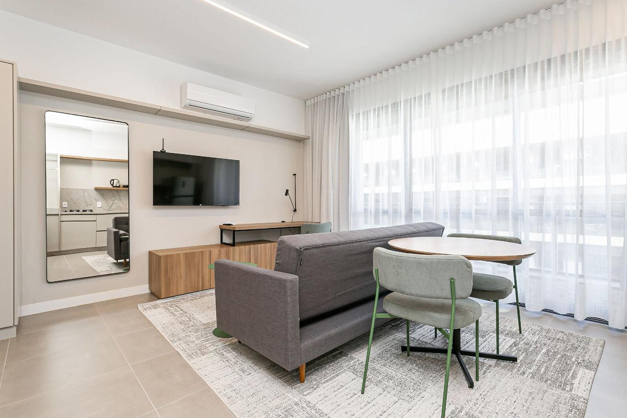Apartment Piscina No Rooftop Com Vista Mar | Foodhall | Wi-Fi 200Mb #Toptower Florianopolis